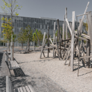 Spielplatz aus Eichenholz Oerliker Park gebaut durch Matter Garten Buch